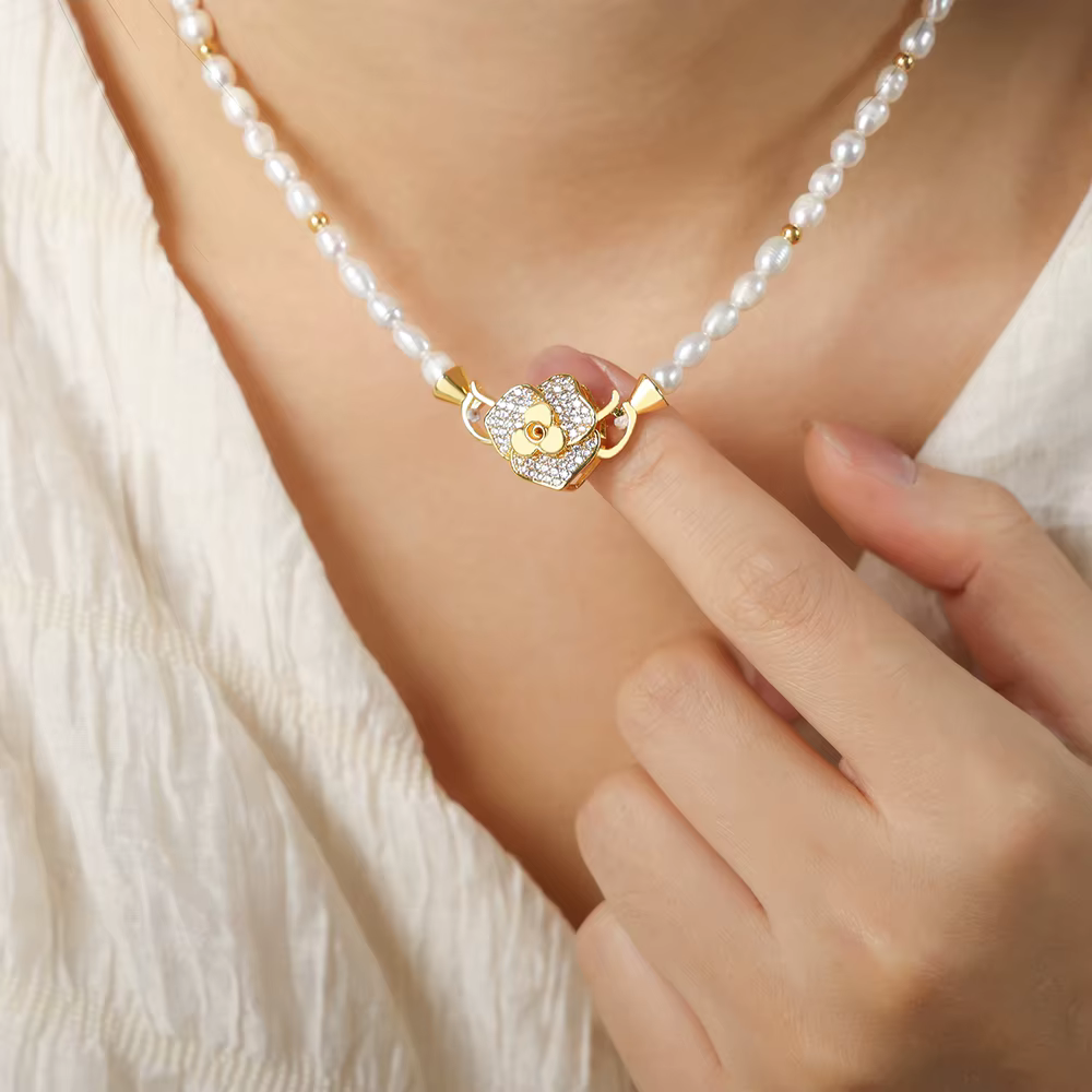 Nivora-Collier de Perles d'Eau Douce Élégant pour Femme, Pendentif Fleur de Cuivre, Strass, Tour de Cou, Bijoux de Fiançailles de Mariage