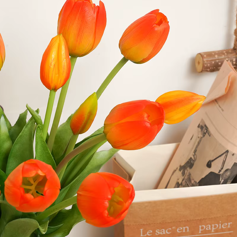 Bouquet de tulipes à cinq têtes en Silicone