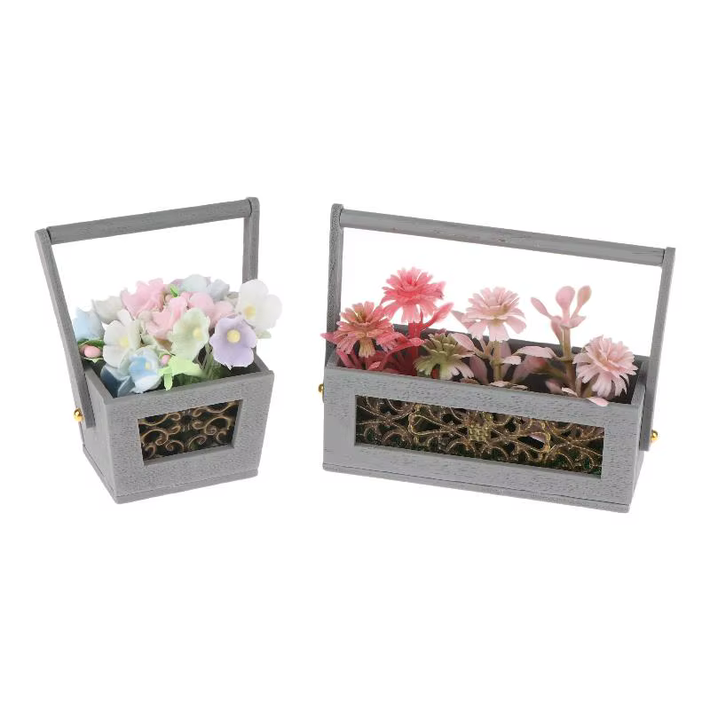 Panier de fleurs miniature