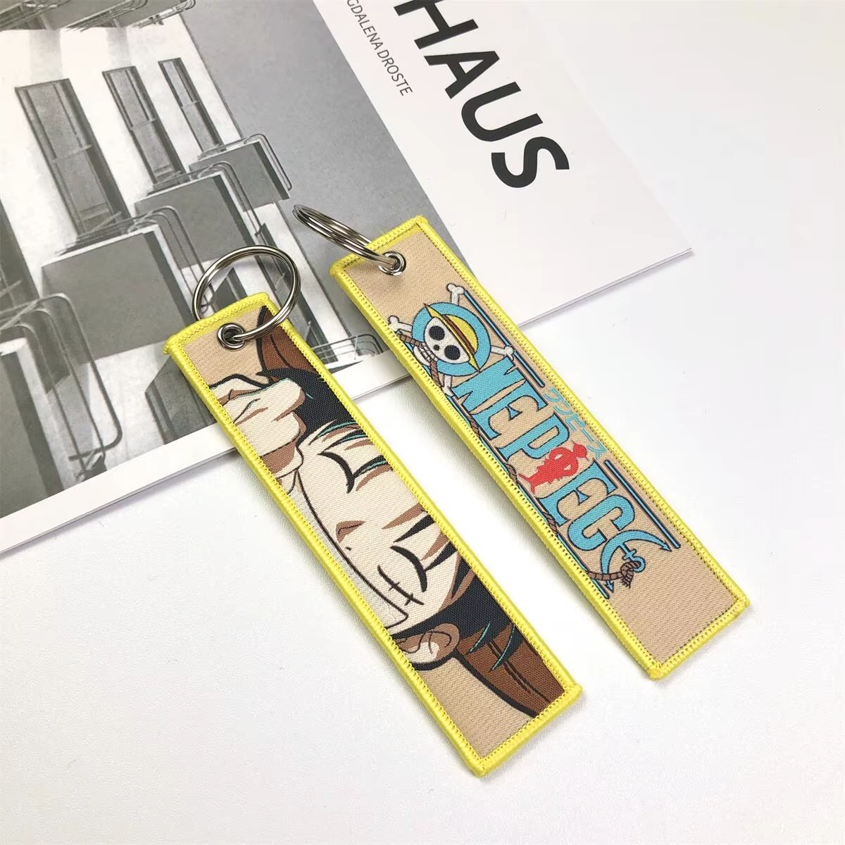 Porte-clés Anime une pièce avec mignon Jet Manga brodé, étiquette de clé à la mode pour accessoire de bijoux, porte-anneau, cadeau pour les Fans d'anime