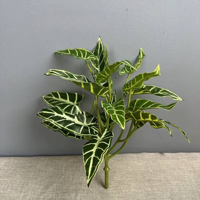 Lot de 6 plantes artificielles en plastique