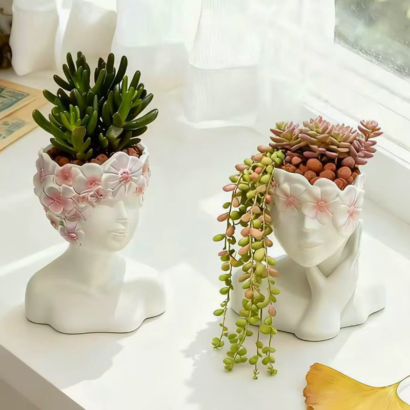 Pot de fleurs en résine en forme de jeune fille