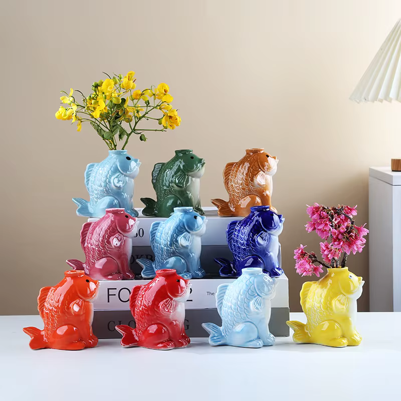 Vase en céramique en forme de poisson mignon