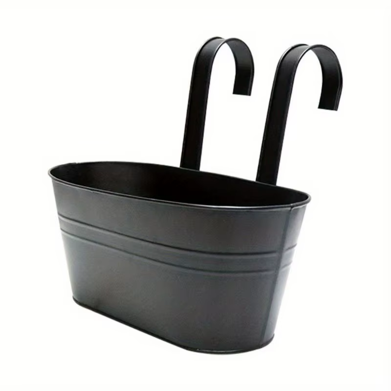 Pots de fleurs en fer avec trous et crochets de proximité