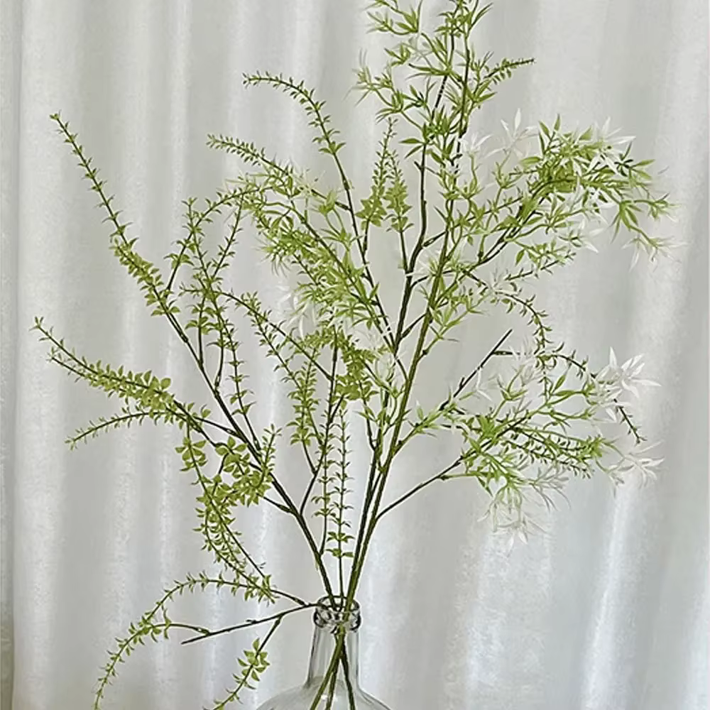 Plantes artificielles de style forêt