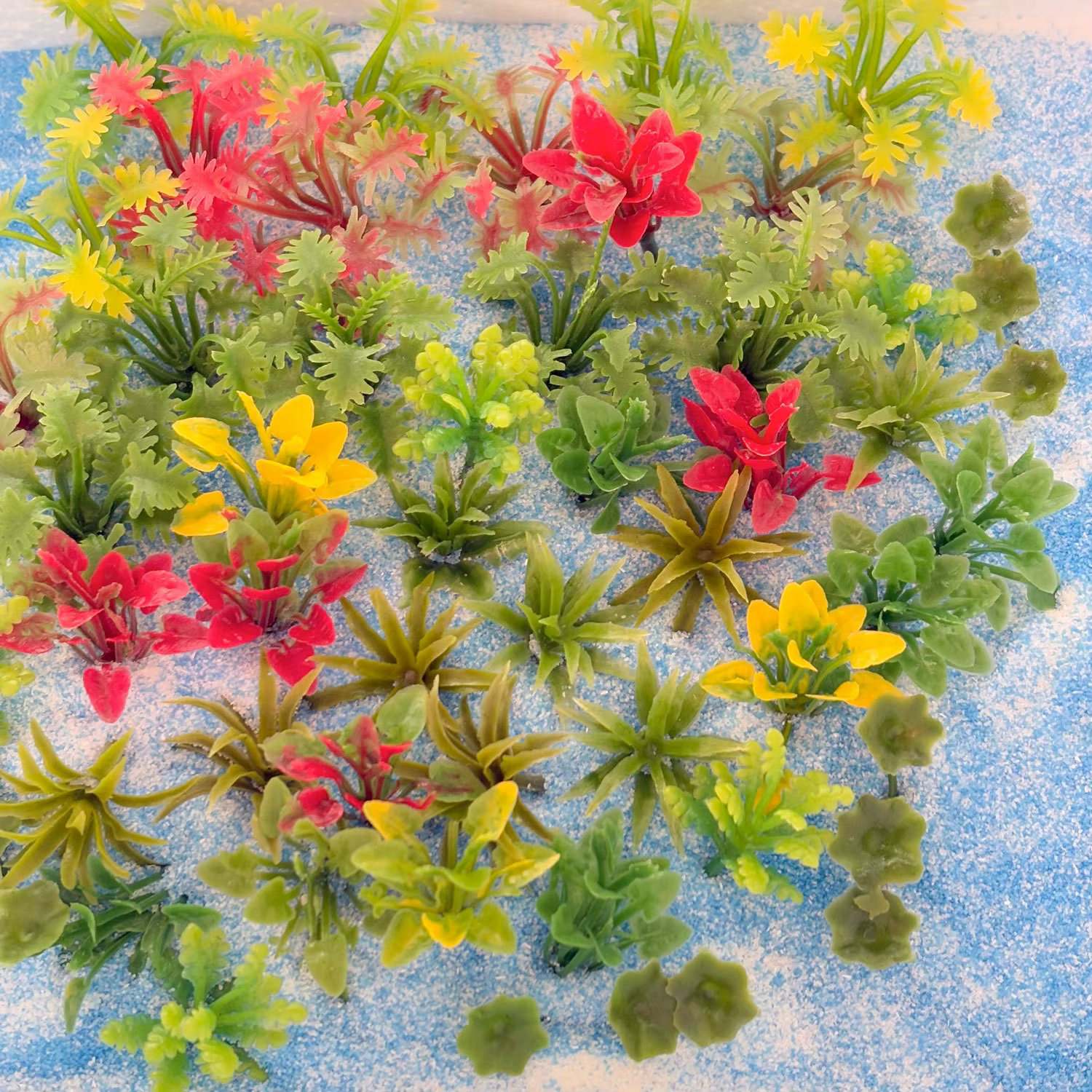 50 pièces plantes modèles de couleurs mélangées