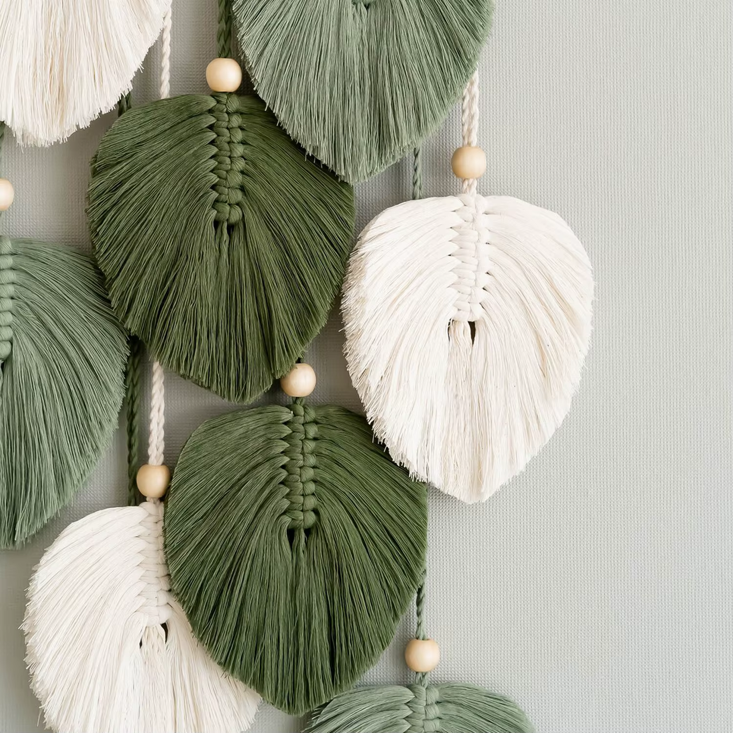 Décoration murale en macramé