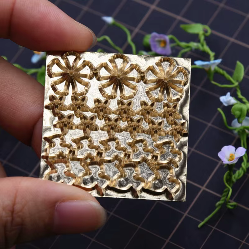 Moule de découpe à pression en argile ultra-légère miniature pour fleurs