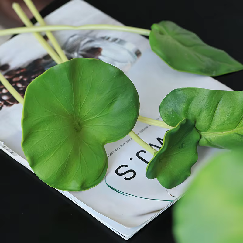 Lot de 3 plantes vertes simulées