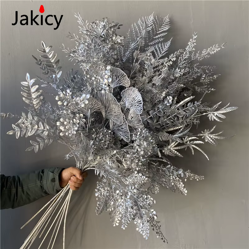 Série argent fleurs feuilles scène de mariage fête rangée