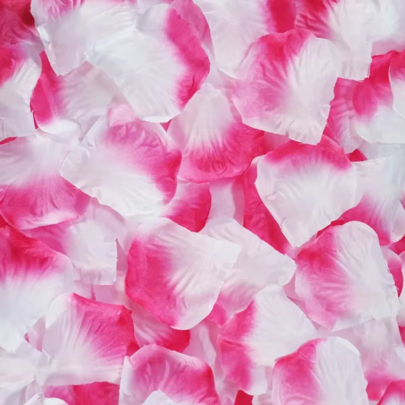 Nouvelle mode 1000 pièces/lot Pétales de rose artificiels en soie Décorations de mariage Chemins de table
