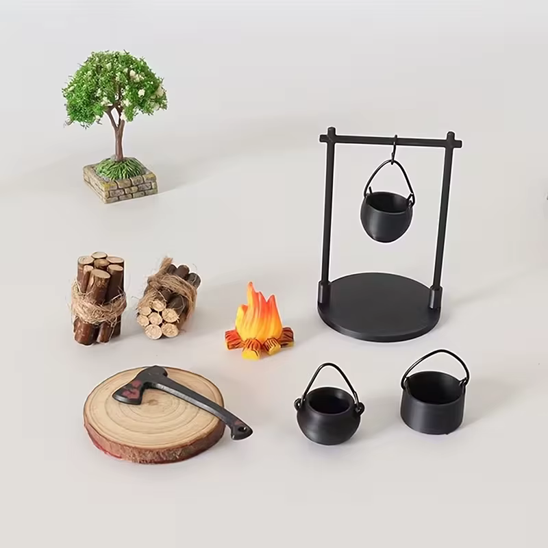 Feu de camp miniature et théière