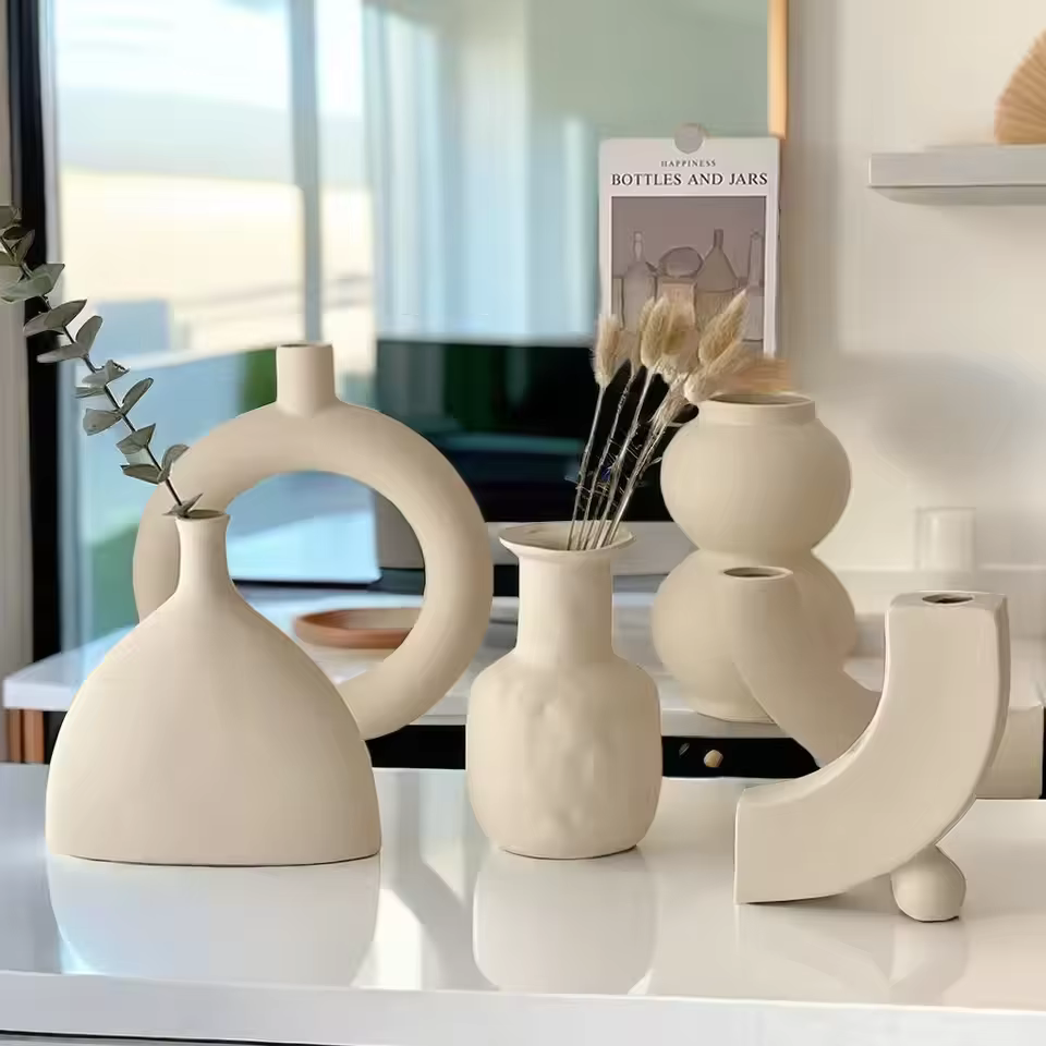Vase en céramique nordique