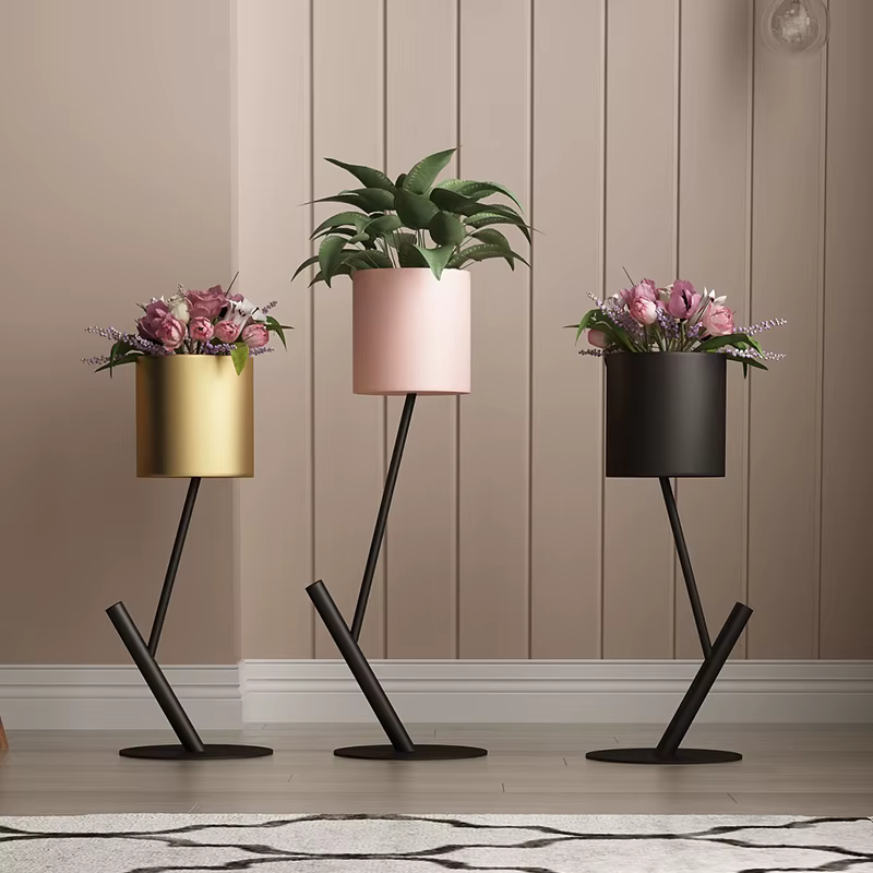 Support de fleurs en fer nordique