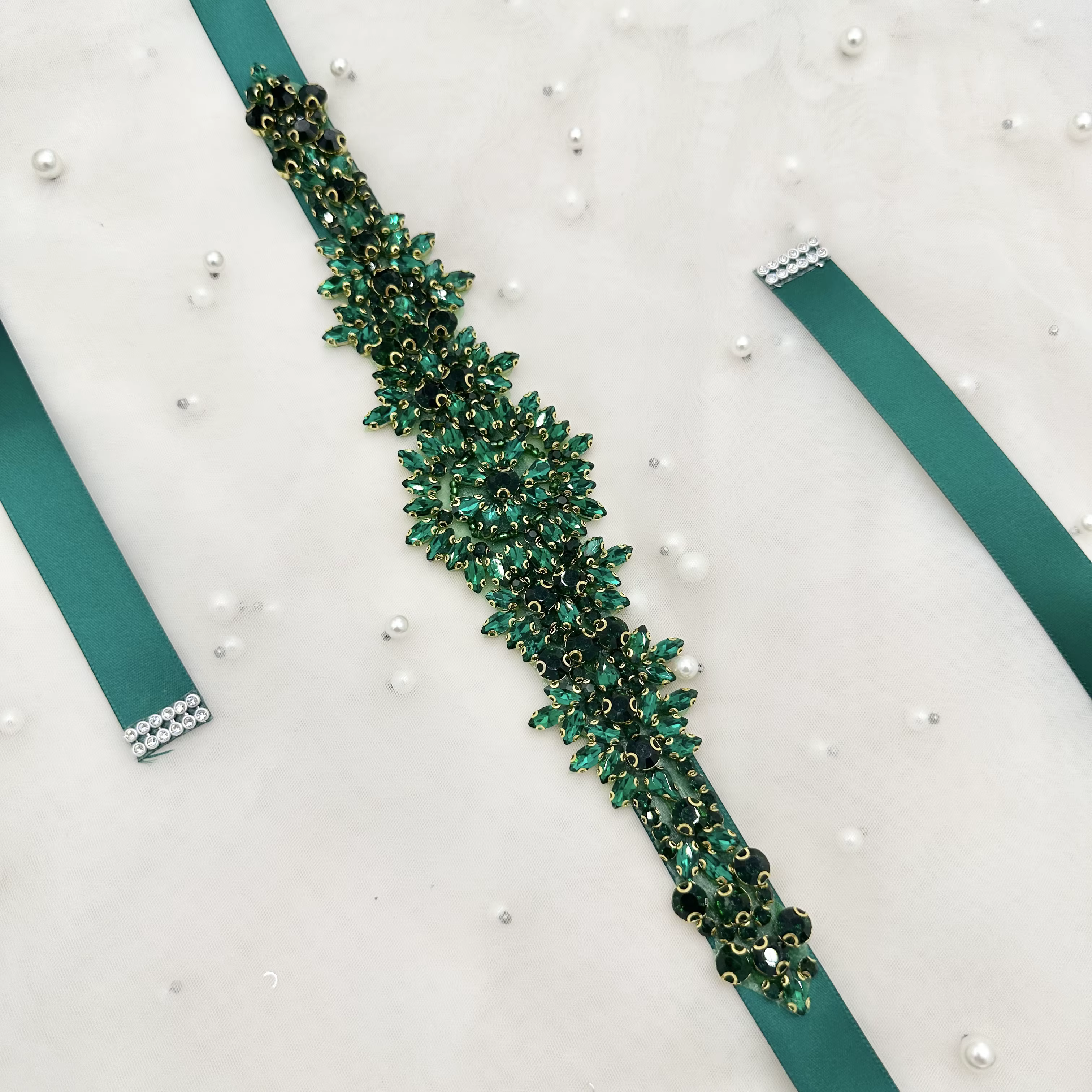 Accessoires de robe de mariée pour filles, décoration de ceinture, strass en verre cousus main, applique thermocollante