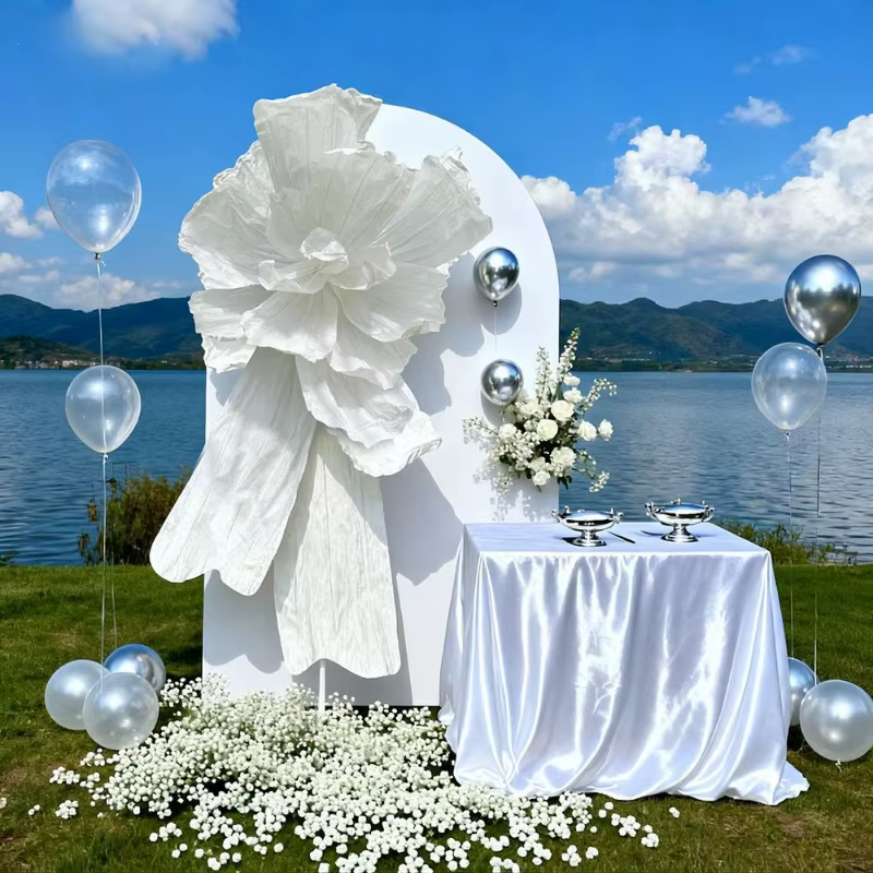 Grandes fleurs d'iris artificielles en papier blanc pour mariage