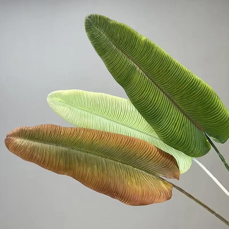 Plantes vertes artificielles en forme de paradis
