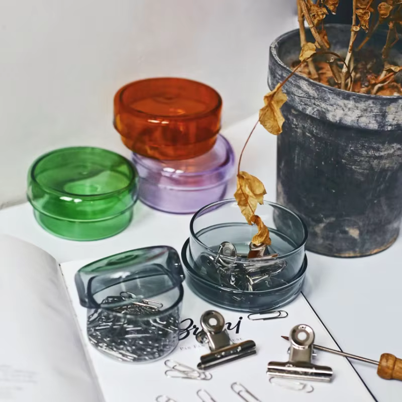Bocal de rangement en verre décoratif