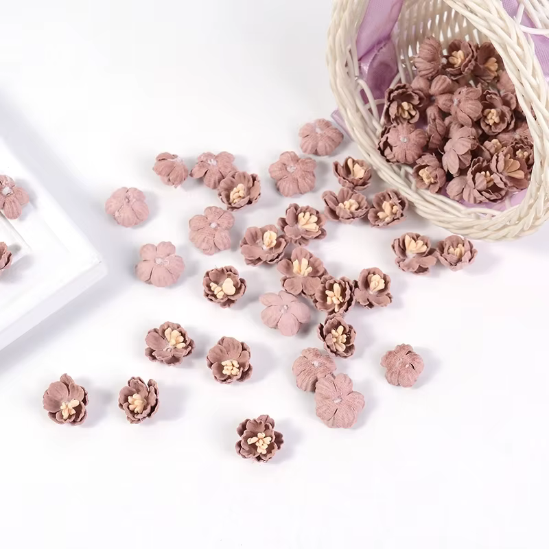 Mini têtes de fleurs artificielles pour la décoration intérieure