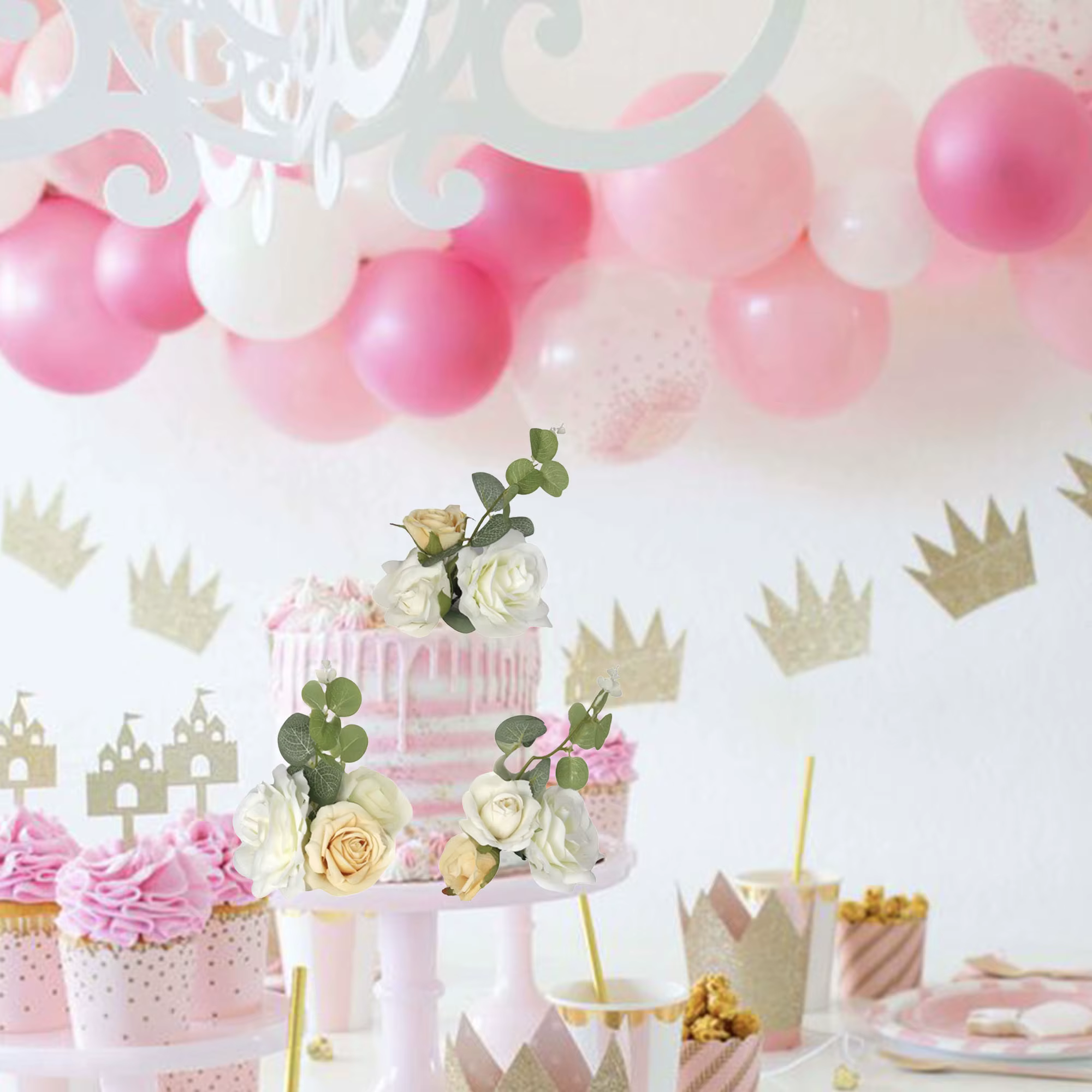Décoration de gâteau bohème avec des fleurs blanches