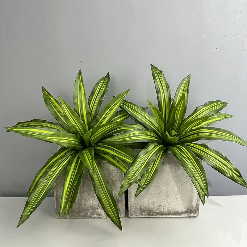 Plantes vertes artificielles en plastique de fer de beauté brésilienne