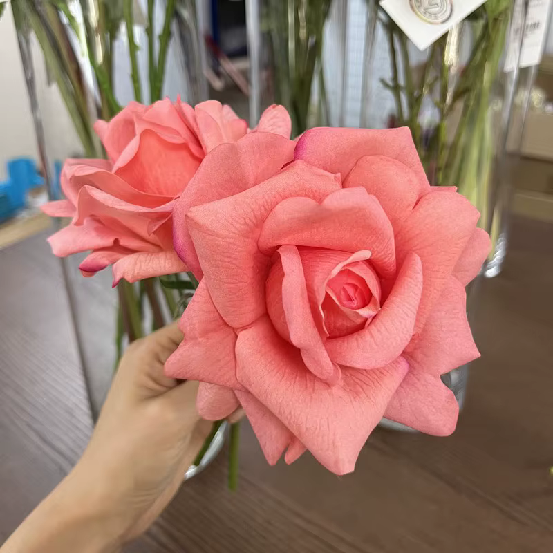 Roses Artificielles Hydratantes au Toucher Réel