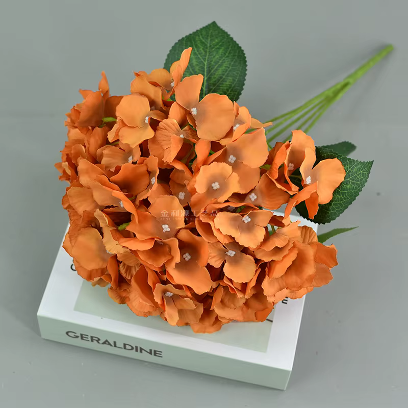 Un bouquet d'hortensia artificiel fleur 5 fourchettes 135 pétales soie Hortensia