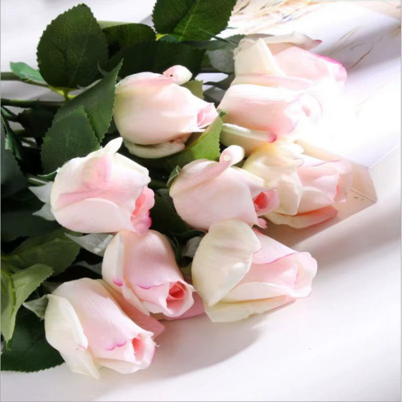 Fleurs artificielles en soie