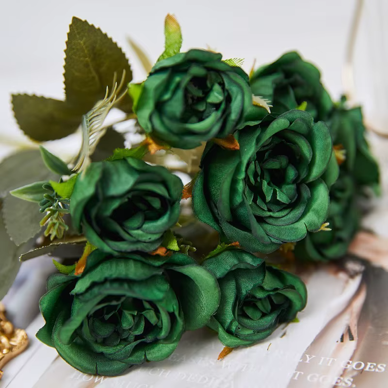Bouquet de 8 roses vertes artificielles