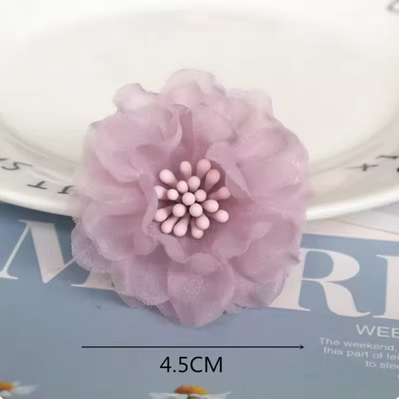 Mélange de fleurs artificielles en mousseline de soie