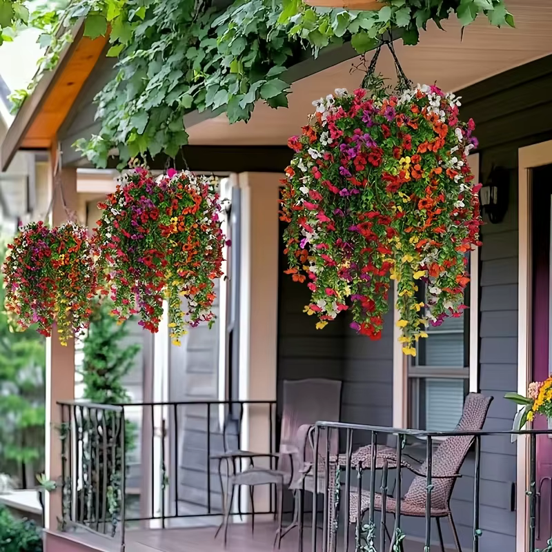 Plantes de fleurs artificielles suspendues