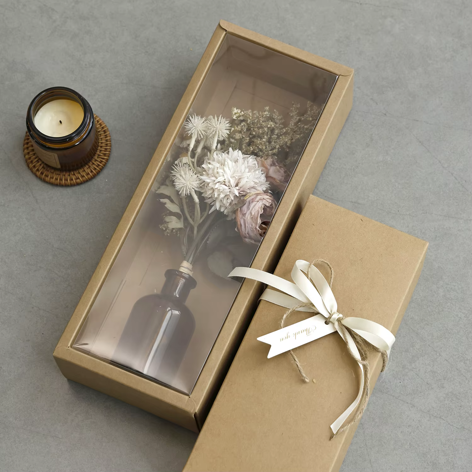Combinaison de fleurs artificielles pour mariage