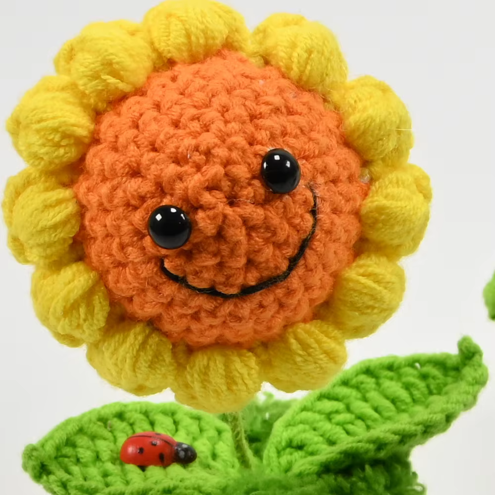 Plante en pot de fleur de tournesol/poil/canal tricotée à la main