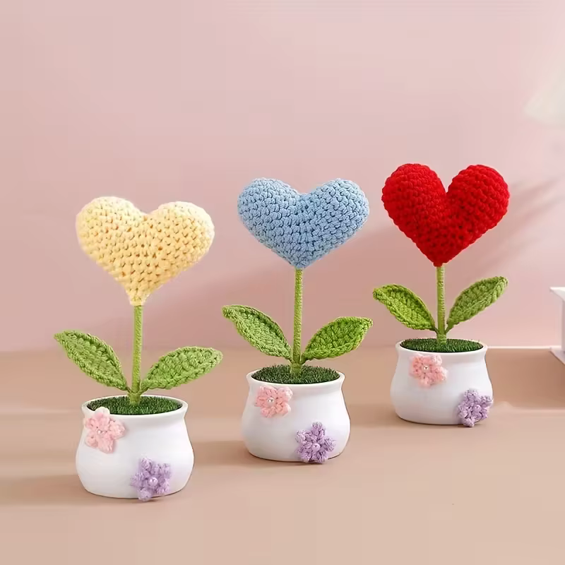 Plantes artificielles en pot en forme de cœur accrochées à la main - Sélection de décoration de maison et de cadeaux