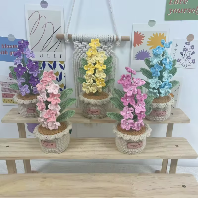 Fleurs en laine au crochet faites à la main