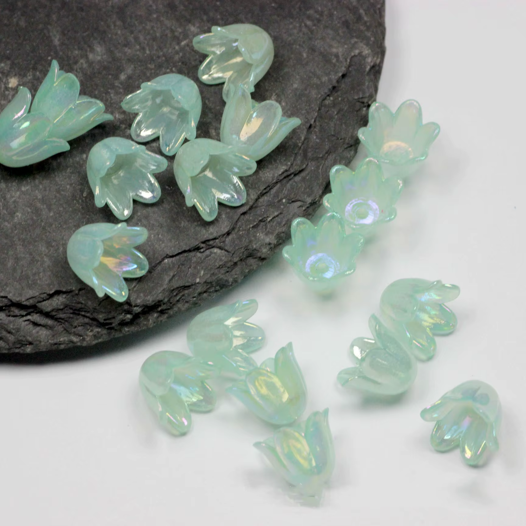 Perles acryliques en forme de fleur trompette, 50 pièces, pour la fabrication de bijoux, épingle à cheveux, accessoires faits à la main
