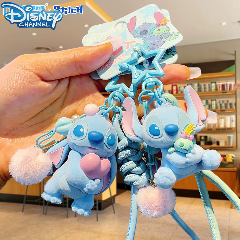 Porte-clés en feutre authentique Disney Stitch, porte-clés de voiture mignon de dessin animé, porte-clés créatif, breloque de sac, accessoire décoratif