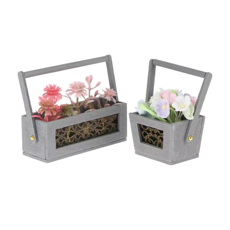 Panier de fleurs miniature