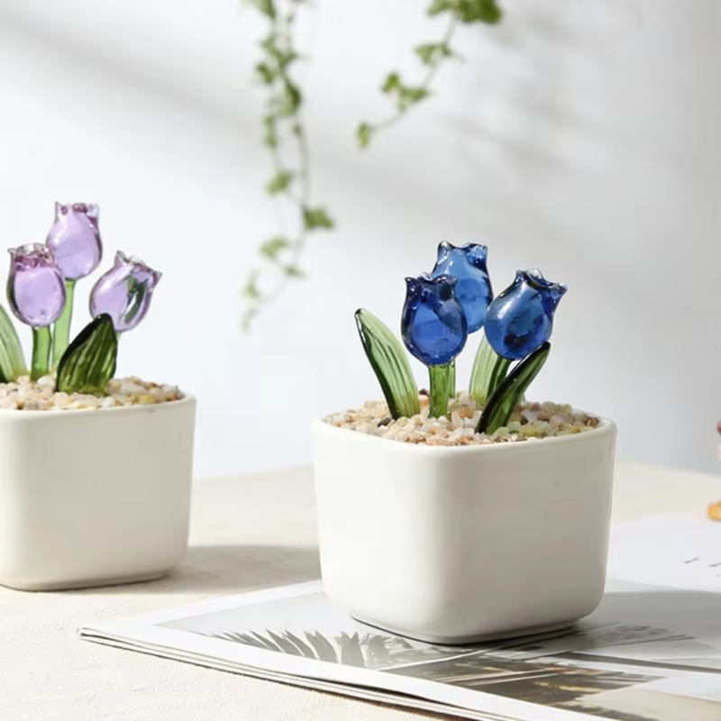 Bouquet tulipes en plastique en verre