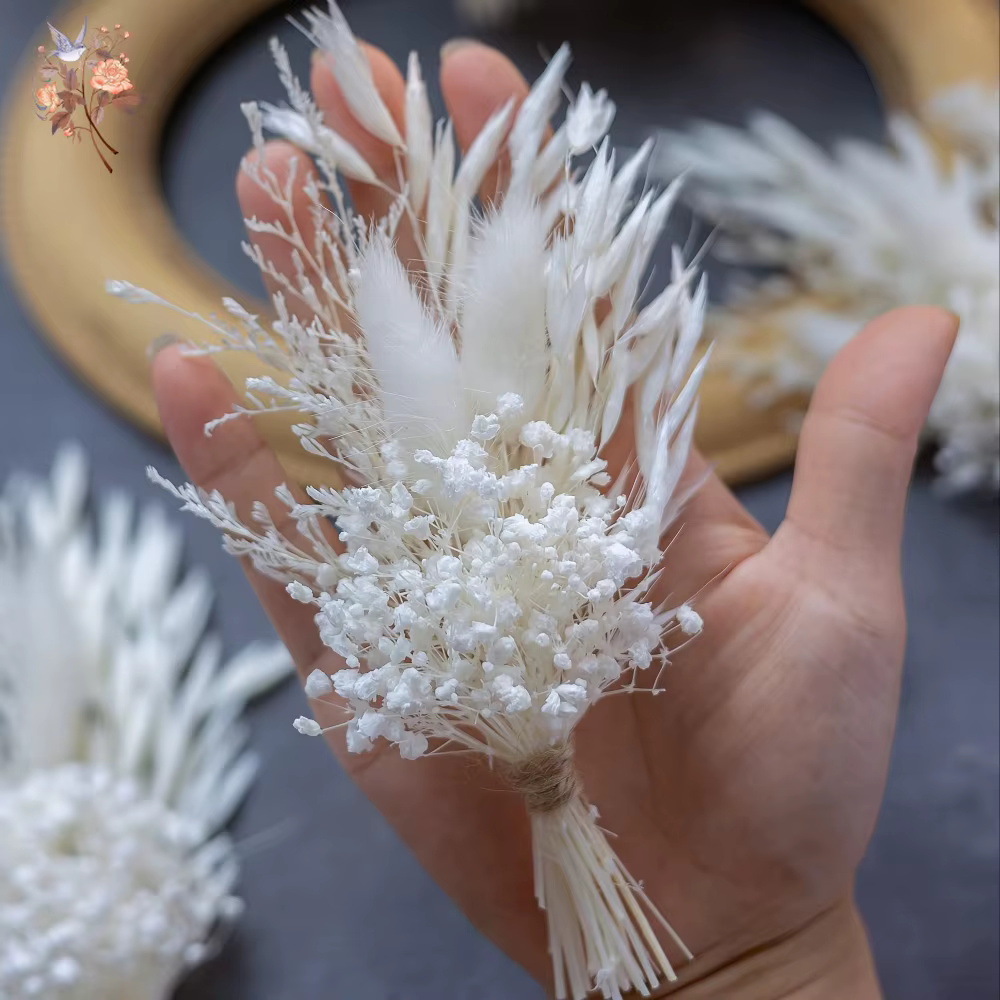 Mini Bouquet de fleurs séchées élégantes