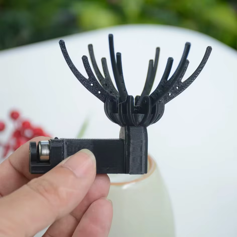 Moteur électrique pour fleurs artificielles à ouverture et fermeture automatiques
