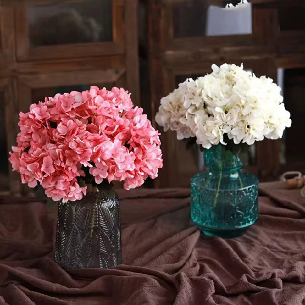 Fleurs artificielles en soie
