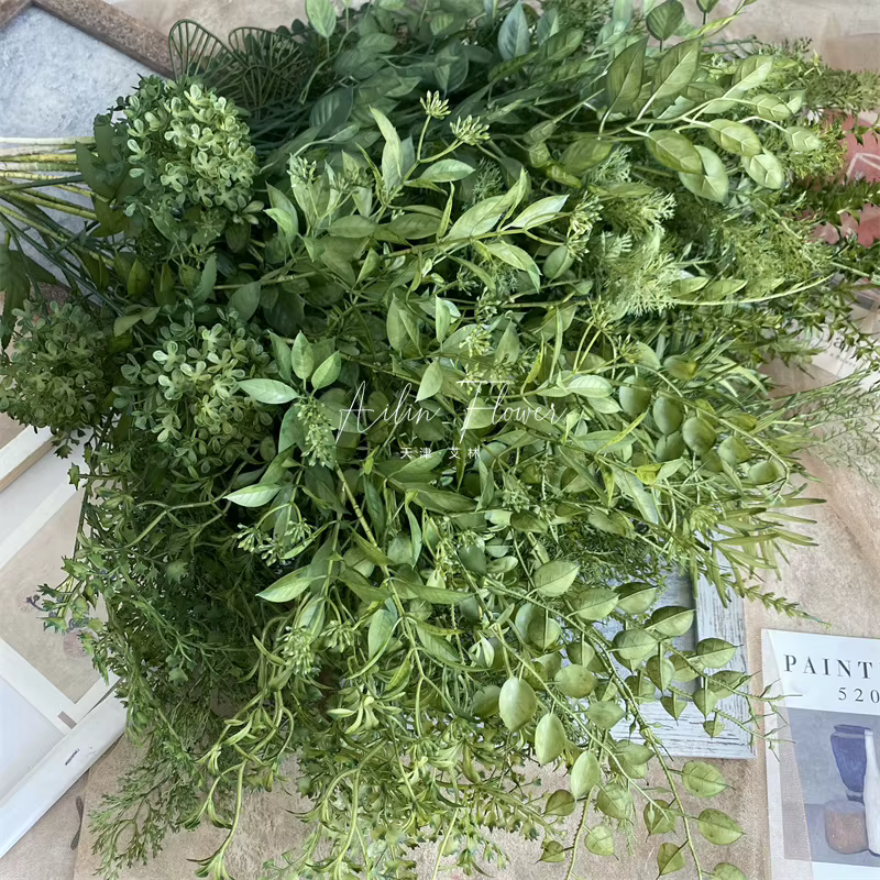 Plantes artificielles vertes
