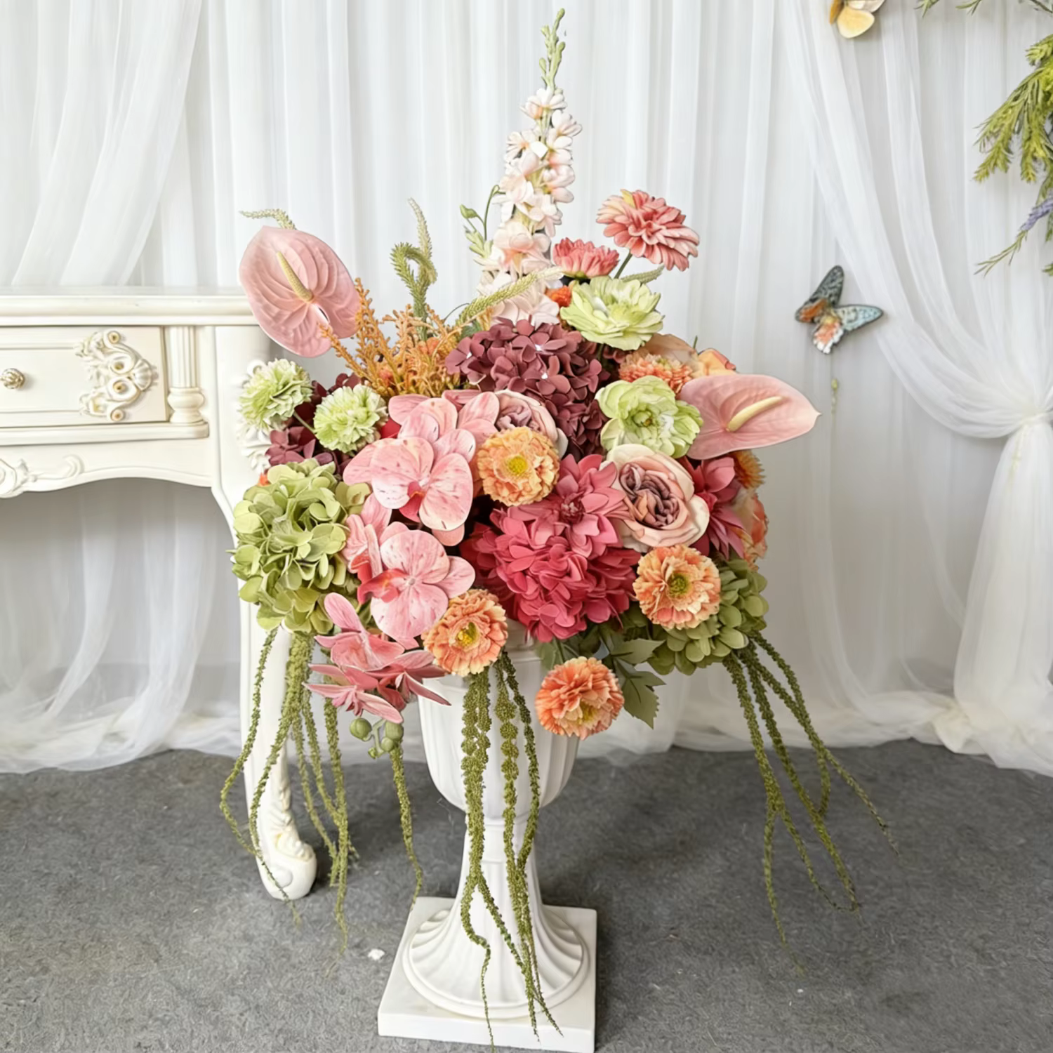 Boule de fleurs artificielle de luxe personnalisée pour décoration de mariage