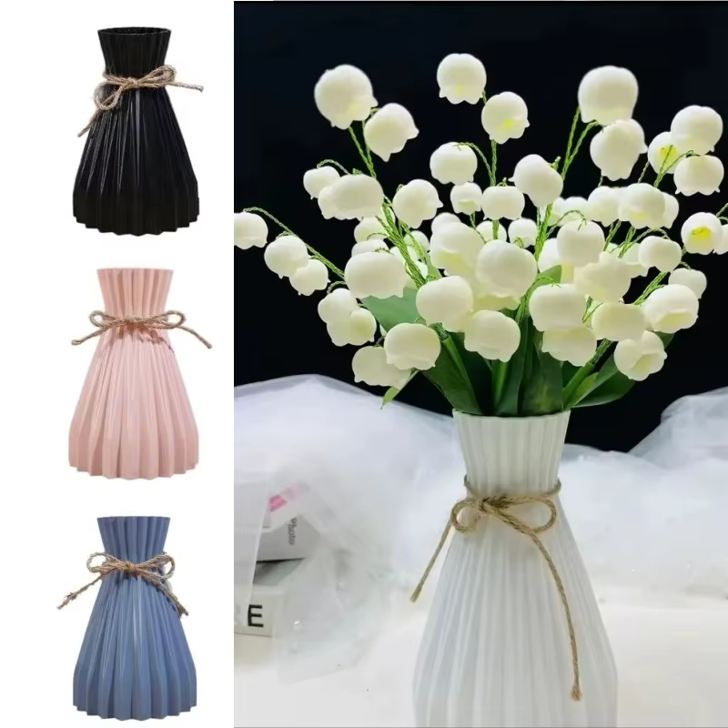 Vase à fleurs en plastique