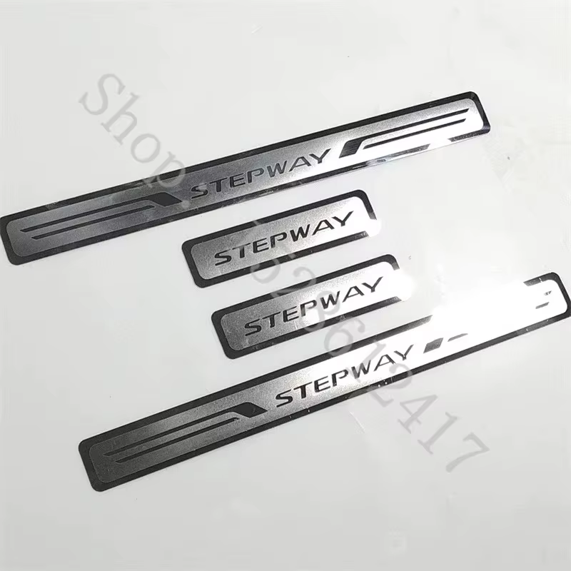 Pour Dacia Sandero 2 Stepway 2013~2024 Accessoires de voiture Plaques de protection de seuil de porte Autocollants de bienvenue pour voiture