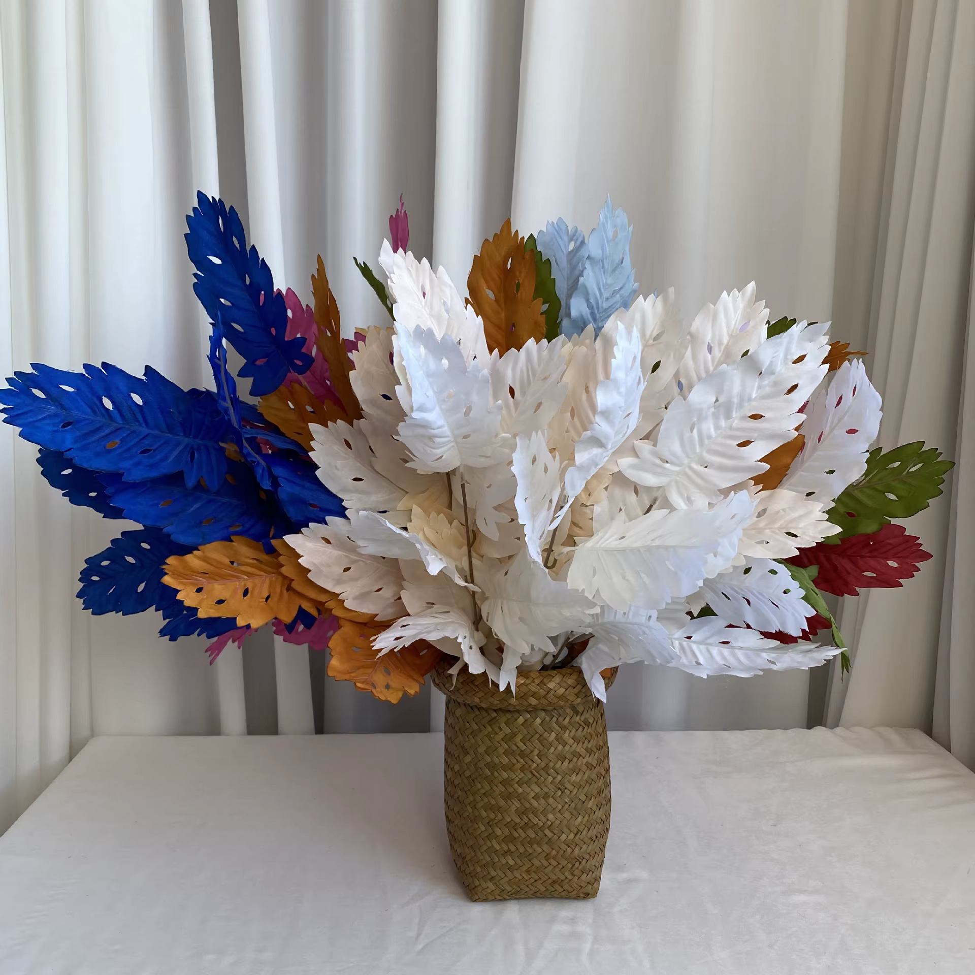 Plantes artificielles feuilles de soie bleu décoration de mariage Arrangement floral Bouquet INS populaire coloré fausse plante feuille décor à la maison