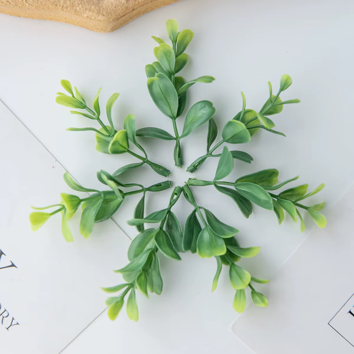 Feuilles de plantes artificielles