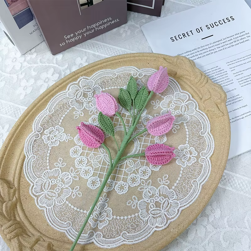 Bouquet de décoration de chambre en tricot