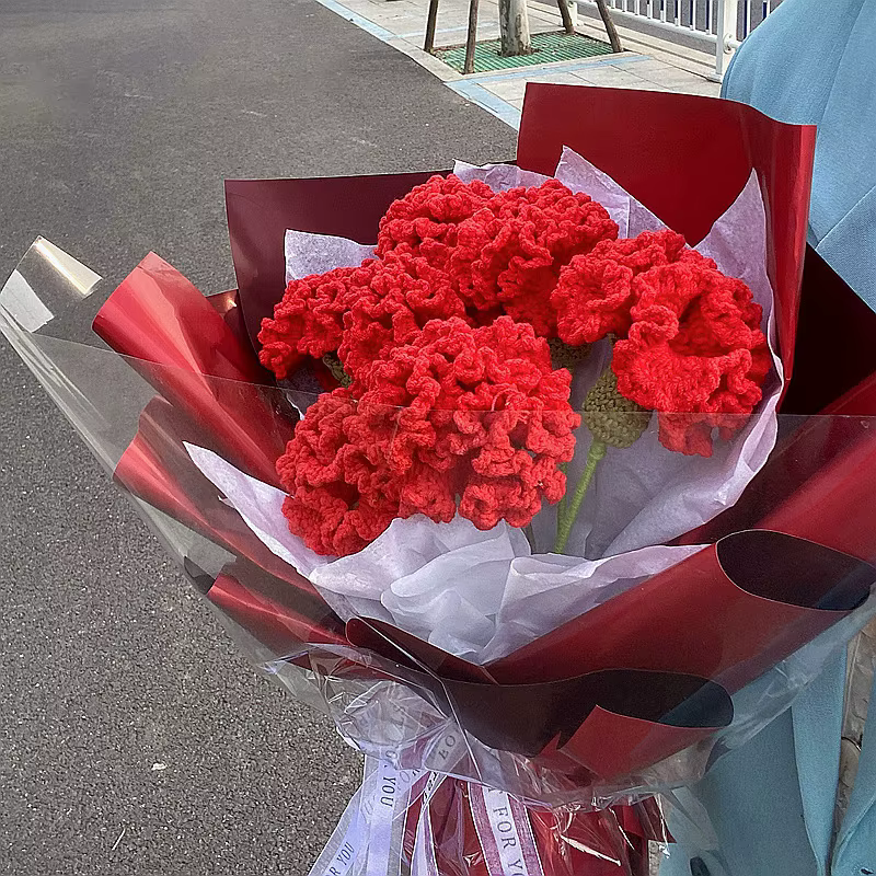 Fleurs tricotées à la main
